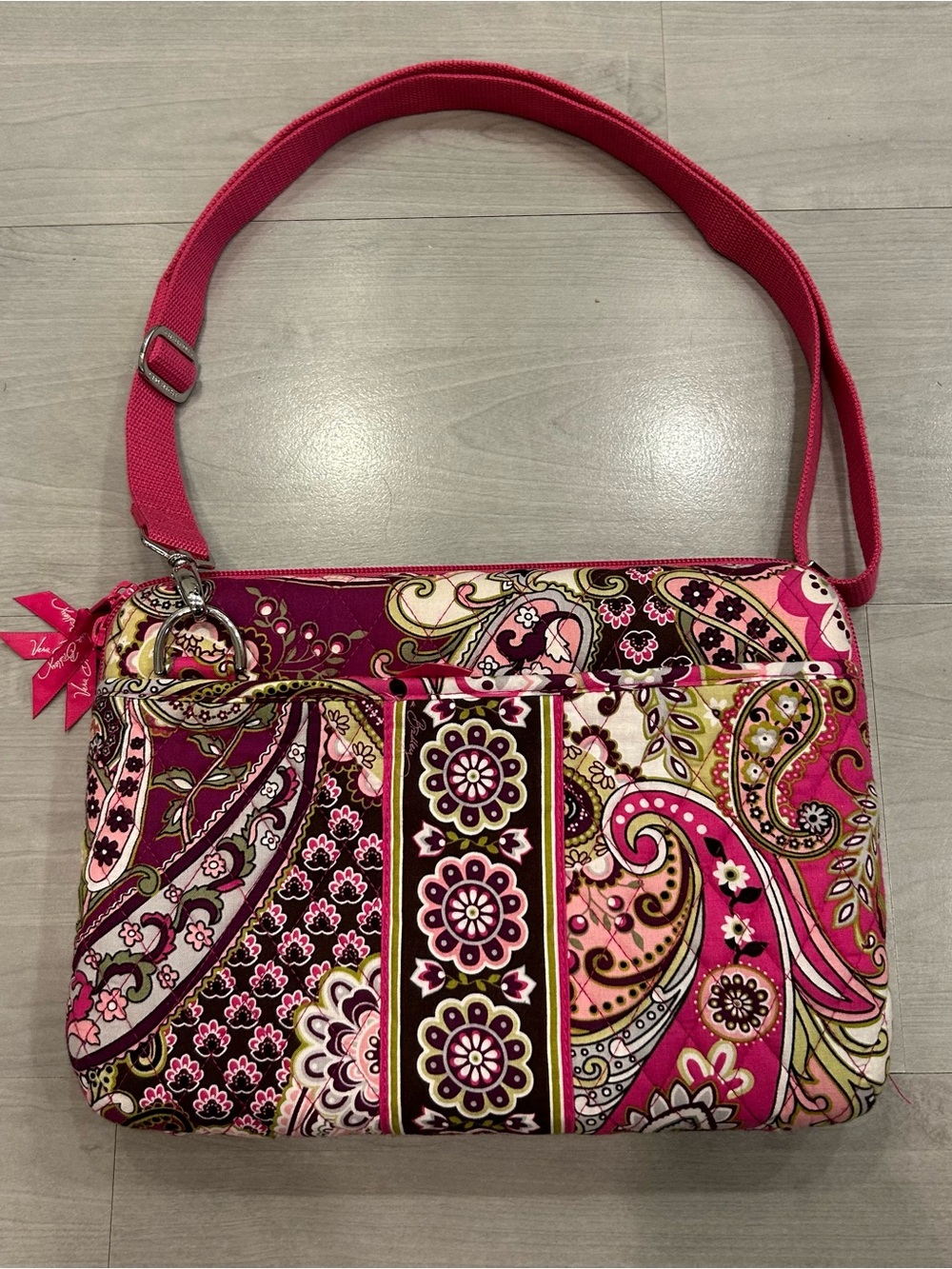 Vera Bradley Very Berry Paisley Tablet Case iPad Shoulder Bag Crossbody Purse